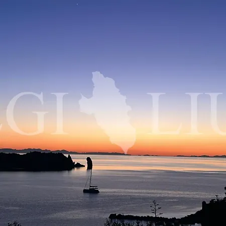 Giglio Blu 4